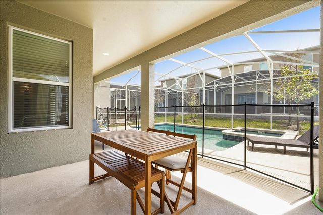 8946 PLAY THROUGH DRIVE, Davenport, FL 33896