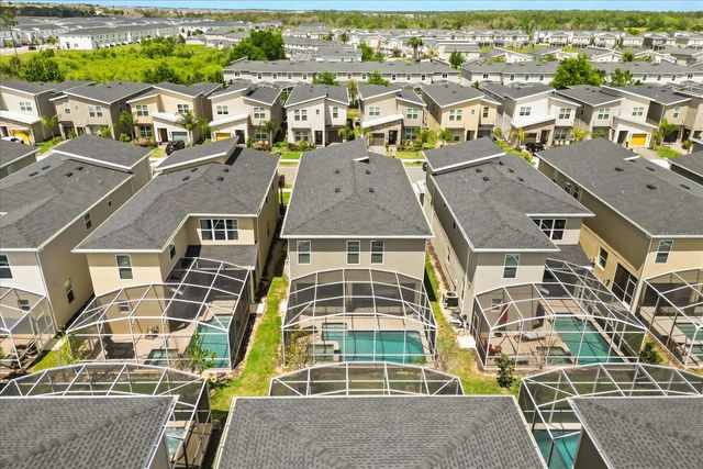 8946 PLAY THROUGH DRIVE, Davenport, FL 33896