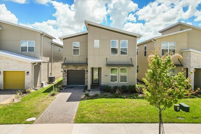 8946 PLAY THROUGH DRIVE, Davenport, FL 33896