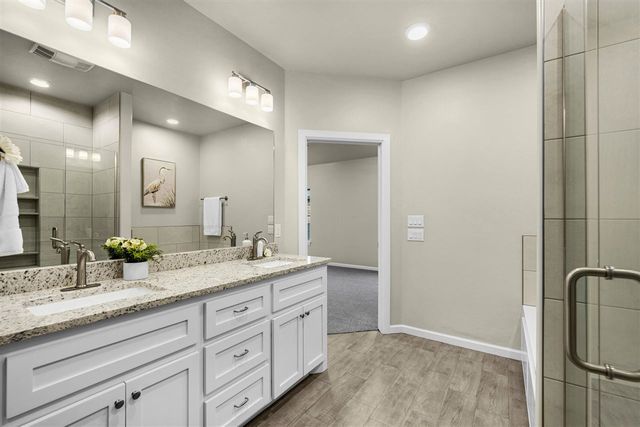 2606 SW 68th St, Lawton, OK 73505
