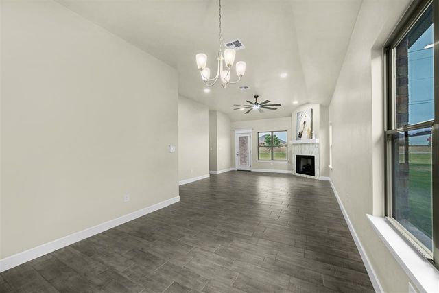 2606 SW 68th St, Lawton, OK 73505