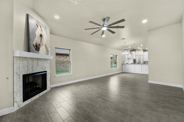 2606 SW 68th St, Lawton, OK 73505