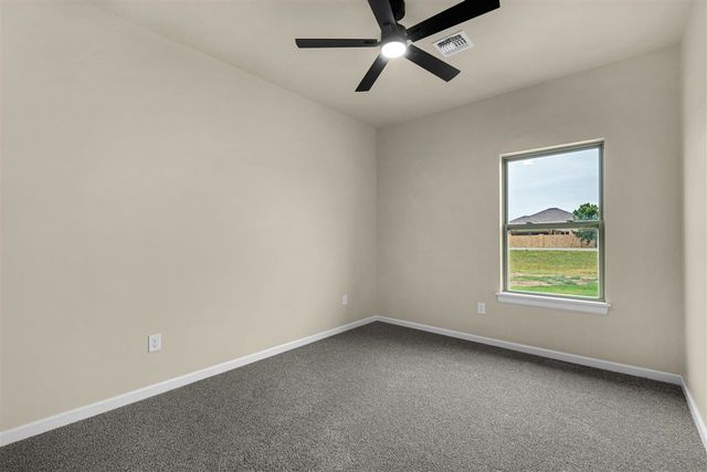 2606 SW 68th St, Lawton, OK 73505