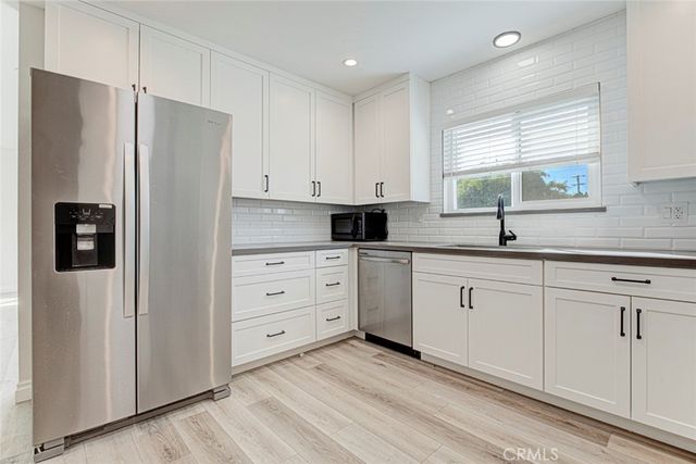 18557 Napa, Northridge, CA 91324