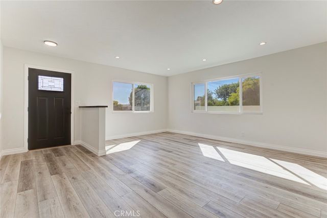 18557 Napa, Northridge, CA 91324