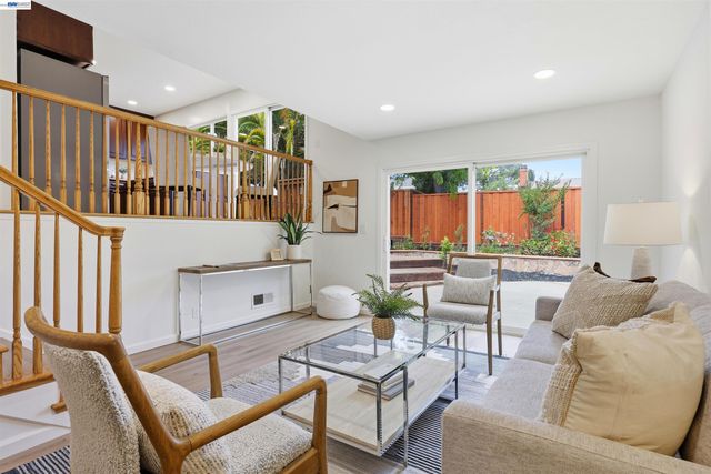 104 Scarboro Pl, San Ramon, CA 94583