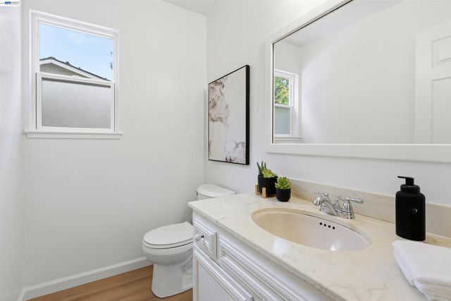 104 Scarboro Pl, San Ramon, CA 94583
