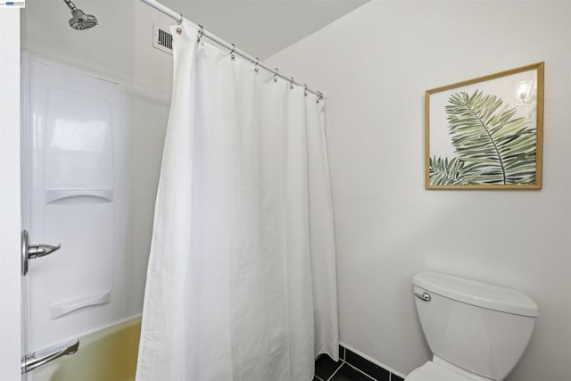 104 Scarboro Pl, San Ramon, CA 94583