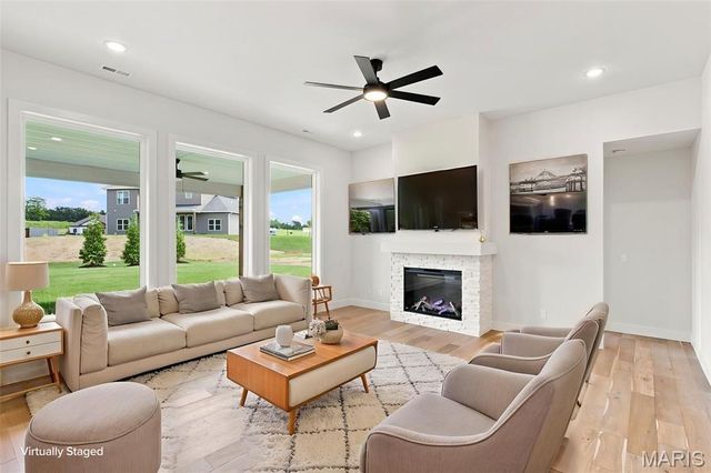 2749 Easley Cabin Circle, Columbia, MO 65201
