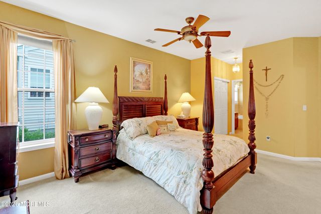 36 Newport Street, Barnegat, NJ 08005