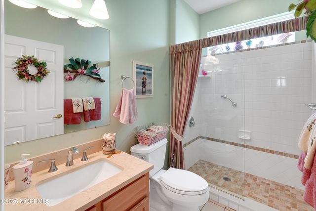 36 Newport Street, Barnegat, NJ 08005