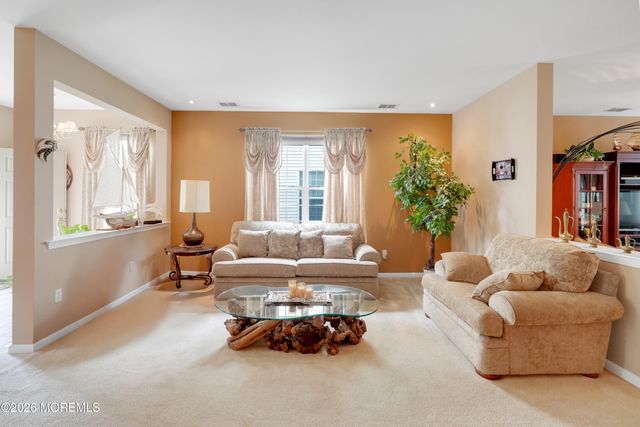 36 Newport Street, Barnegat, NJ 08005