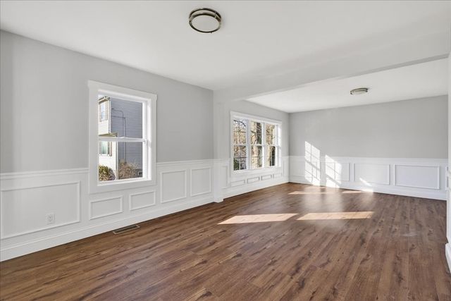 48 Bigelow Ave, Rockland, MA 02370