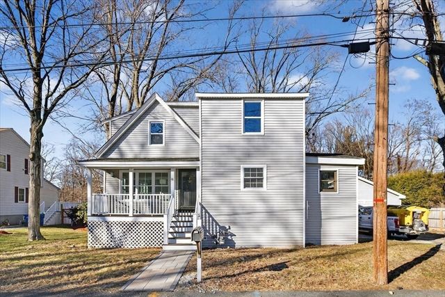 48 Bigelow Ave, Rockland, MA 02370
