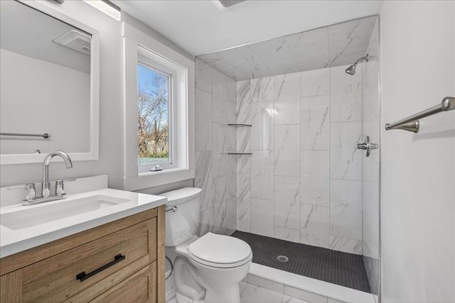 48 Bigelow Ave, Rockland, MA 02370