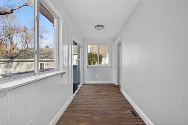 48 Bigelow Ave, Rockland, MA 02370