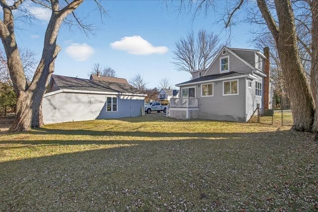 48 Bigelow Ave, Rockland, MA 02370