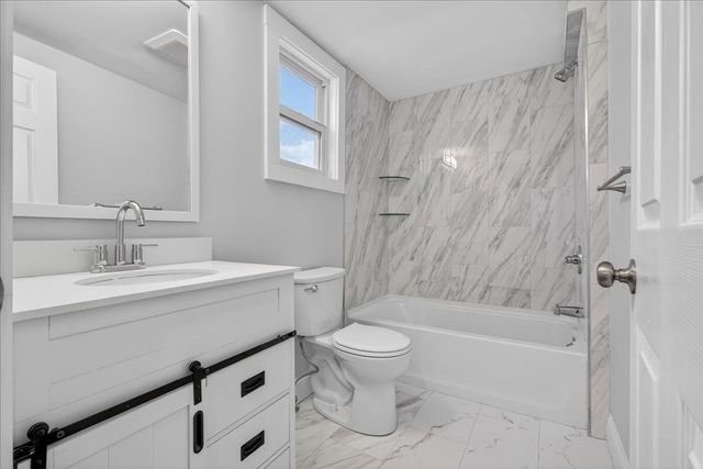 48 Bigelow Ave, Rockland, MA 02370