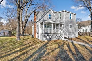 48 Bigelow Ave, Rockland, MA 02370