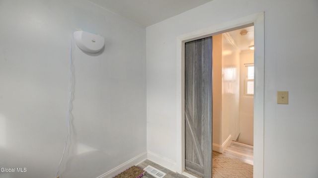 30 Saratoga Boulevard, Gloversville, NY 12078