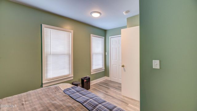 30 Saratoga Boulevard, Gloversville, NY 12078