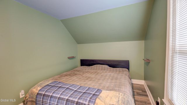 30 Saratoga Boulevard, Gloversville, NY 12078