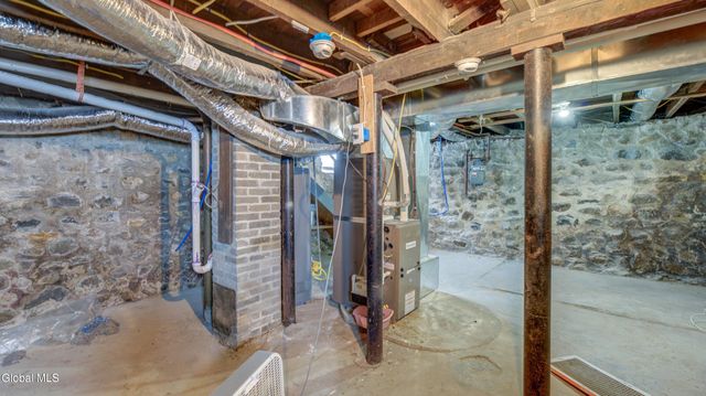 30 Saratoga Boulevard, Gloversville, NY 12078