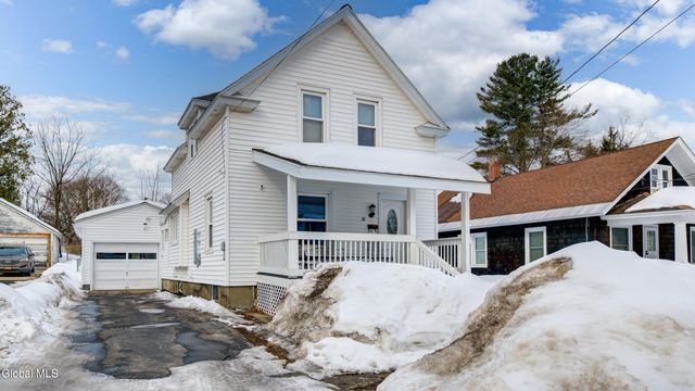 30 Saratoga Boulevard, Gloversville, NY 12078