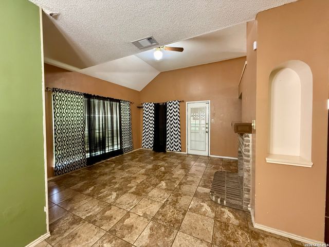 12123 NETHERWOOD LN, San Antonio, TX 78253