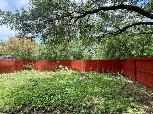 12123 NETHERWOOD LN, San Antonio, TX 78253
