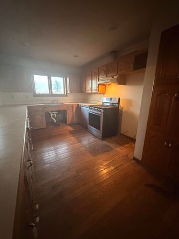 74 Foxtail Drive, Fordland, MO 65652