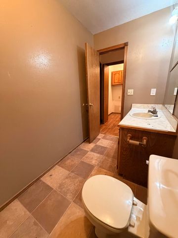 74 Foxtail Drive, Fordland, MO 65652