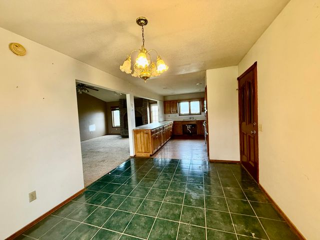 74 Foxtail Drive, Fordland, MO 65652