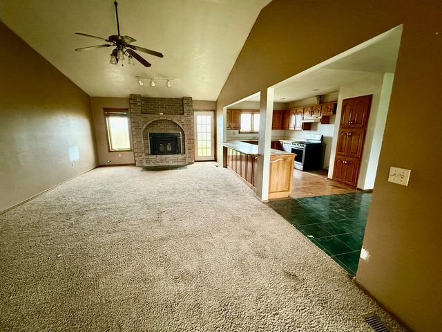 74 Foxtail Drive, Fordland, MO 65652