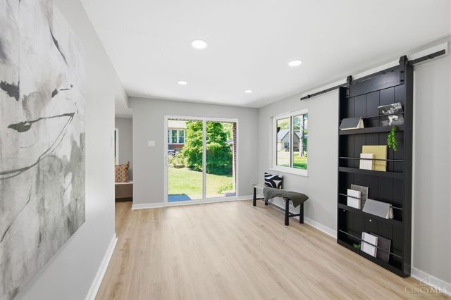 8801 Plainfield Road, Sycamore Twp, OH 45236