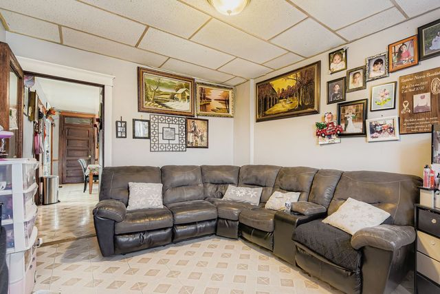 2453 S Trumbull Avenue, Chicago, IL 60623