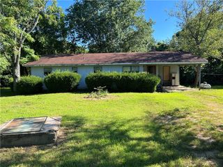 5745 Estes Road, Harrison, AR 72601