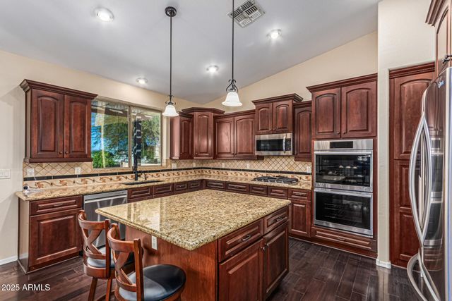 18336 W VERDIN Road, Goodyear, AZ 85338