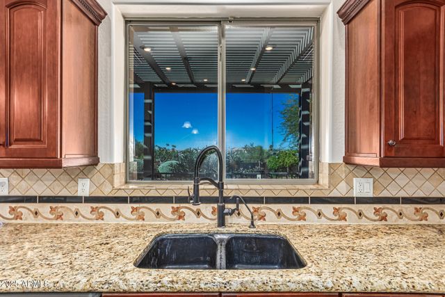 18336 W VERDIN Road, Goodyear, AZ 85338