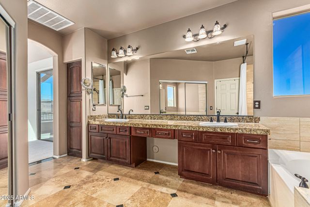 18336 W VERDIN Road, Goodyear, AZ 85338