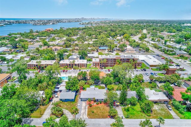14079 VICTORIA ROAD, Largo, FL 33774