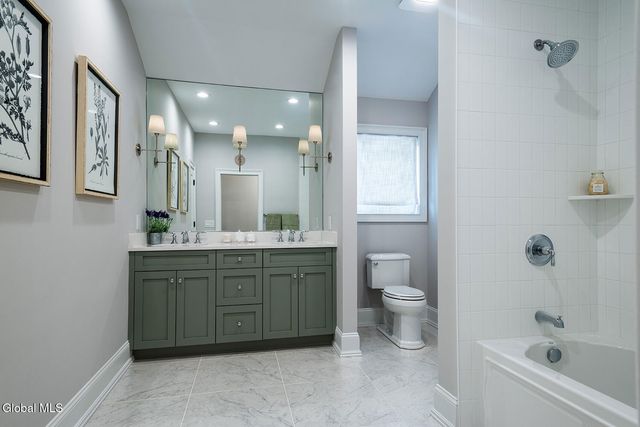 1 Nicole Avenue, Saratoga Springs, NY 12866