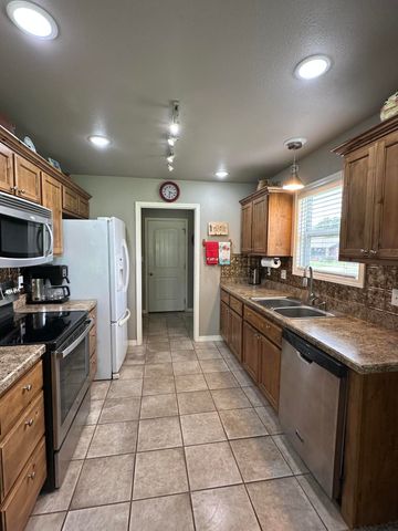 35948 Highland Drive, Vinita, OK 74301
