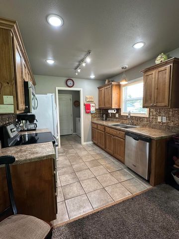 35948 Highland Drive, Vinita, OK 74301