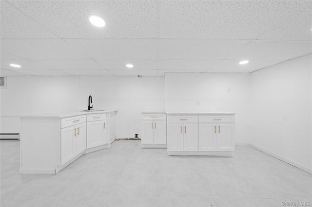 4 Julie Lane, Selden, NY 11784