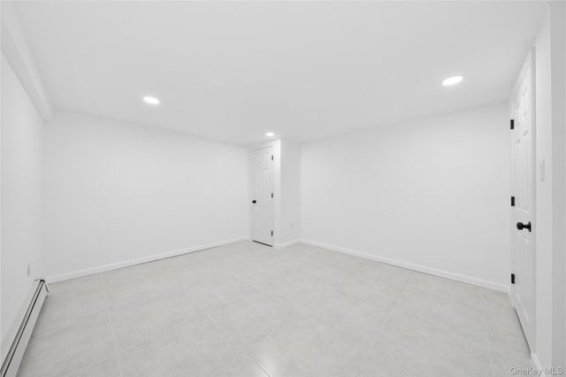 4 Julie Lane, Selden, NY 11784