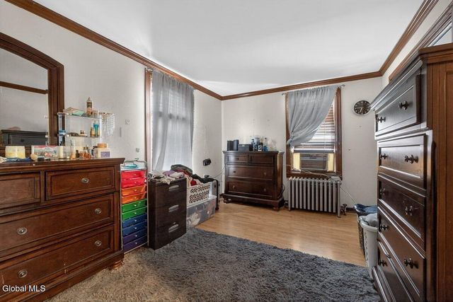 15 Manchester Road, Schenectady, NY 12304