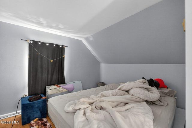 15 Manchester Road, Schenectady, NY 12304