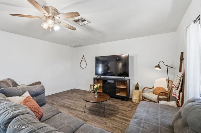 609 S Janet Avenue, Tucson, AZ 85711