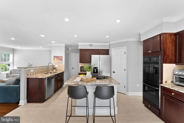 20358 FLUSHING MEADOWS CT, Ashburn, VA 20147